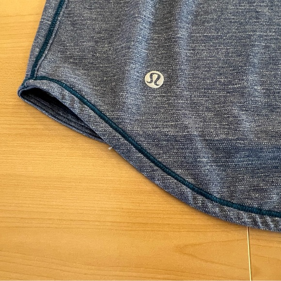 2 Lululemon Fast as Light Singlet Tank Tops Heathered Black & Blue Colors Small - Picture 10 of 10